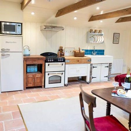 Pass The Keys Goose Feather Barn, Wedmore Luxury Cottage For Two エクステリア 写真
