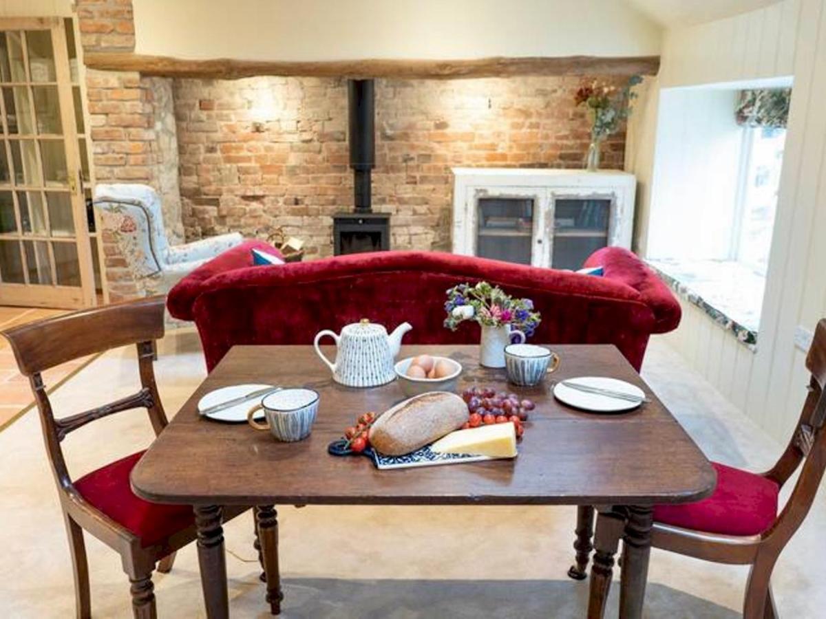 Pass The Keys Goose Feather Barn, Wedmore Luxury Cottage For Two エクステリア 写真